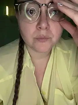 HTXBELLE online show from 03/04/25, 10:02