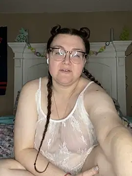 HTXBELLE online show from 03/08/25, 09:39