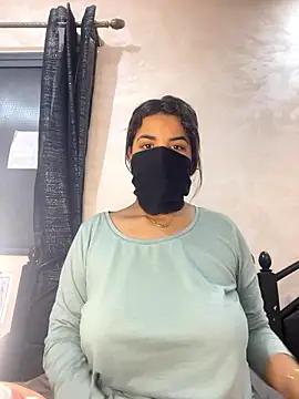 Snapshot of Louli_ta chatting on 01/10/26, 06:31 Louli ta online show from 01/10/26, 06:31