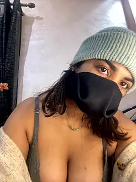 Snapshot of Louli_ta chatting on 01/16/26, 08:46 Louli ta online show from 01/16/26, 08:46