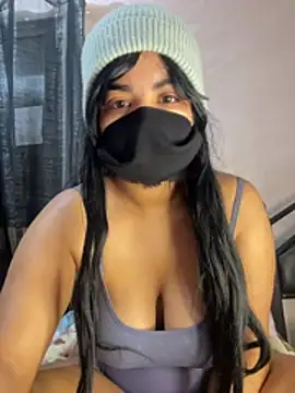 Snapshot of Louli_ta chatting on 02/07/26, 07:28 Louli ta online show from 02/07/26, 07:28