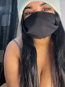 Snapshot of Louli_ta chatting on 02/09/26, 08:24 Louli ta online show from 02/09/26, 08:24