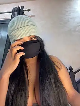 Snapshot of Louli_ta chatting on 02/28/26, 09:16 Louli ta online show from 02/28/26, 09:16