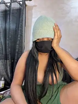 Snapshot of Louli_ta chatting on 03/14/26, 11:54 Louli ta online show from 03/14/26, 11:54