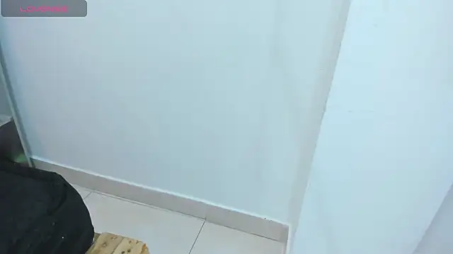 Snapshot of candy_rogeers chatting on 03/12/25, 03:46 candy rogeers online show from 03/12/25, 03:46