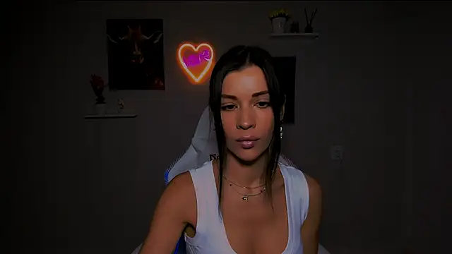 Snapshot of KetiWils chatting on 03/04/25, 01:28 KetiWils online show from 03/04/25, 01:28