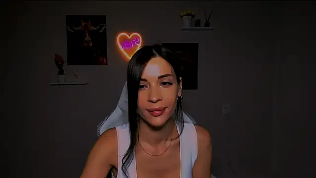 Snapshot of KetiWils chatting on 03/07/25, 06:43 KetiWils online show from 03/07/25, 06:43