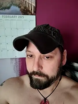 Snapshot of Cummaker69 chatting on 02/17/25, 04:15 Cummaker69 online show from 02/17/25, 04:15