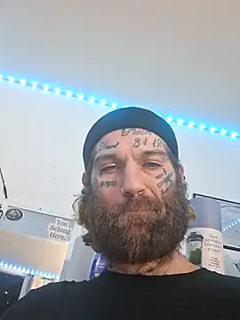 Snapshot of AmerikanDadd317 chatting on 03/06/26, 03:25 AmerikanDadd317 online show from 03/06/26, 03:25