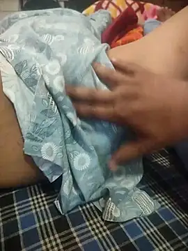 indian couple4 online show from 11/08/25, 08:03