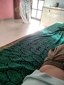 indian couple4 online show from 05/15/26, 02:18