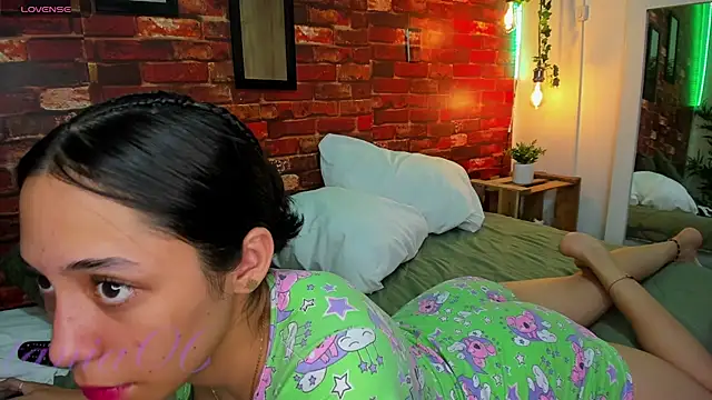 TANIA 06 online show from 03/01/25, 04:22