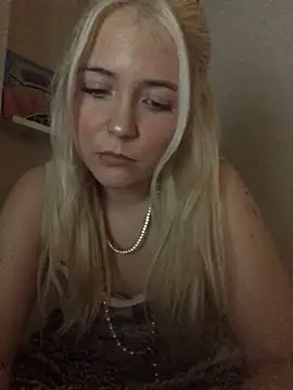 Blondie Sofia Essexbabe online show from 10/05/25, 10:51