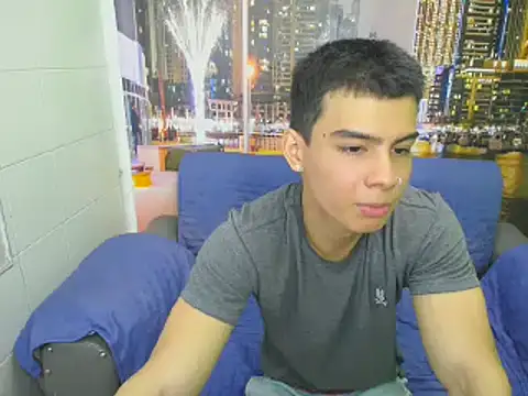 Snapshot of seigfried0 chatting on 02/18/25, 06:37 seigfried0 online show from 02/18/25, 06:37