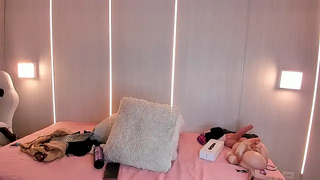 sasha riverss online show from 06/10/26, 07:35
