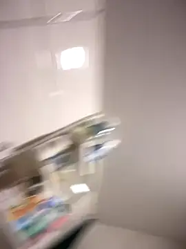 Snapshot of May_Alisa chatting on 11/08/25, 02:39 May Alisa online show from 11/08/25, 02:39