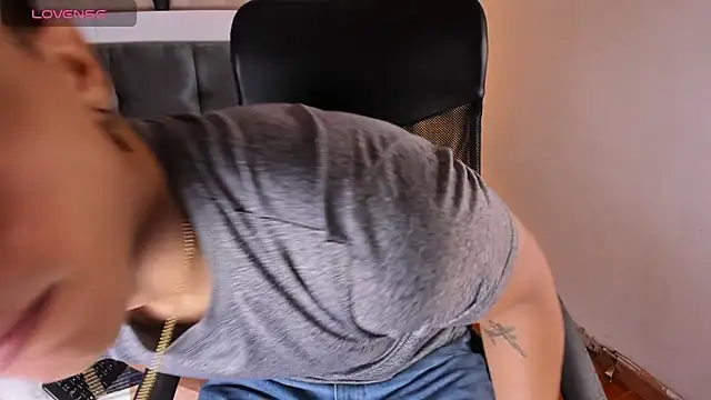 Allex Cano online show from 02/23/25, 01:10