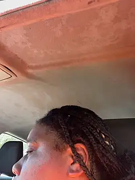 Deshay30 online show from 10/15/25, 08:20