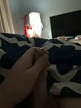 Snapshot of juicyj_420 chatting on 04/05/26, 09:17 juicyj 420 online show from 04/05/26, 09:17