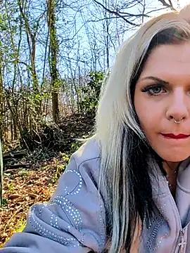 Snapshot of Glory_Max chatting on 03/03/26, 12:44 Glory Max online show from 03/03/26, 12:44