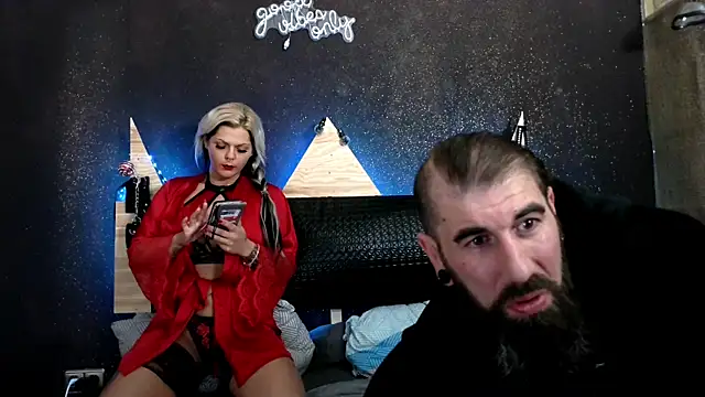 Snapshot of Glory_Max chatting on 04/02/26, 03:20 Glory Max online show from 04/02/26, 03:20