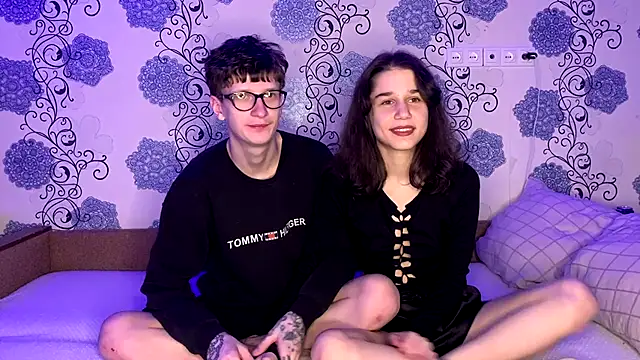 baby lesi online show from 11/24/25, 07:02