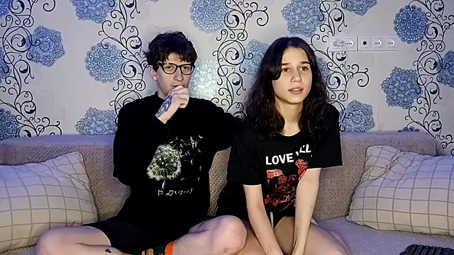 Snapshot of baby_lesi chatting on 12/22/25, 06:38 baby lesi online show from 12/22/25, 06:38