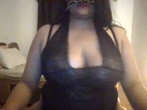 Snapshot of LustyTasha chatting on 03/12/25, 07:17 LustyTasha online show from 03/12/25, 07:17