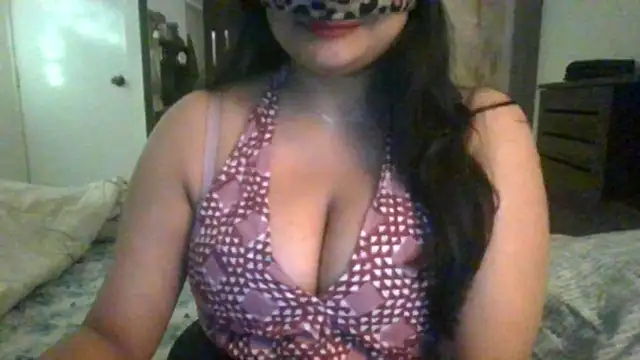 Snapshot of LustyTasha chatting on 12/19/25, 07:54 LustyTasha online show from 12/19/25, 07:54