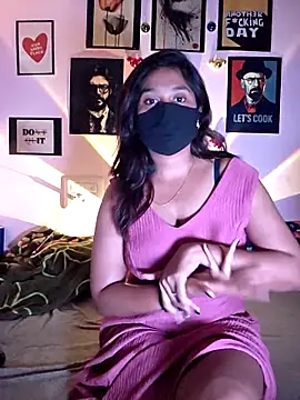 LOVELY  SMART  CPL online show from 12/16/25, 04:45