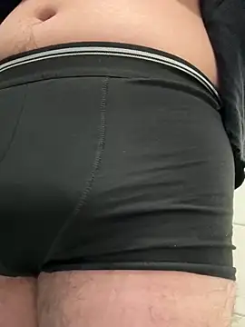 Snapshot of turkishhard25_geil chatting on 02/18/25, 12:49 turkishhard25 geil online show from 02/18/25, 12:49