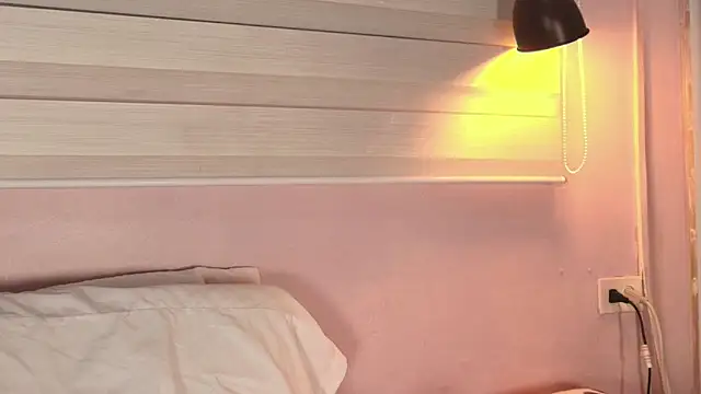 emily sweett24 online show from 10/09/25, 12:36