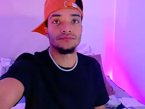 Snapshot of eross_chipre_ chatting on 01/09/26, 07:37 eross chipre online show from 01/09/26, 07:37