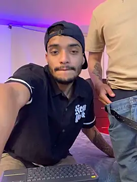 Snapshot of eross_chipre_ chatting on 02/01/26, 03:27 eross chipre online show from 02/01/26, 03:27