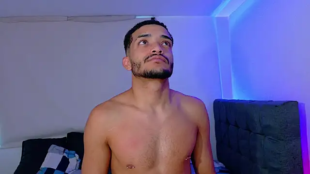 Snapshot of eross_chipre_ chatting on 02/11/26, 08:58 eross chipre online show from 02/11/26, 08:58