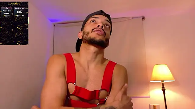 Snapshot of eross_chipre_ chatting on 02/24/26, 11:25 eross chipre online show from 02/24/26, 11:25