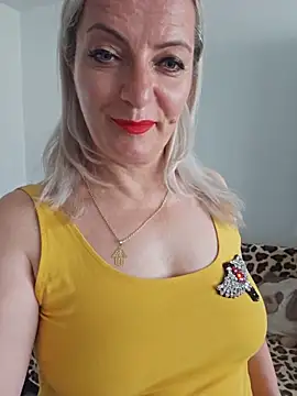 LadyTouch online show from 05/11/26, 02:45