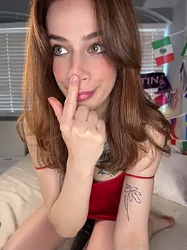FrancescaFerra online show from 06/13/26, 05:55