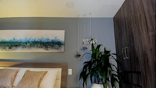 Ashly hills online show from 05/11/26, 03:45