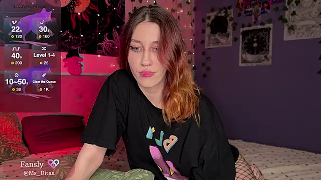 Dita Redrum online show from 10/15/25, 09:37