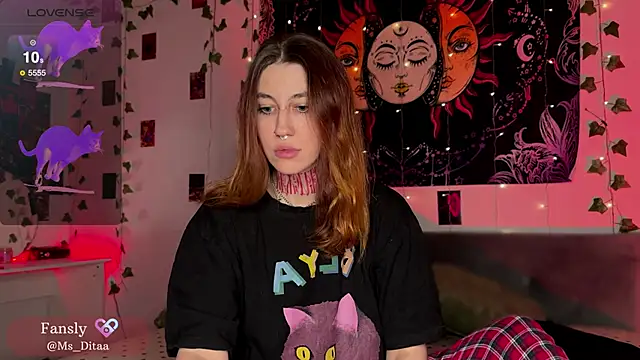 Dita Redrum online show from 12/19/25, 02:29