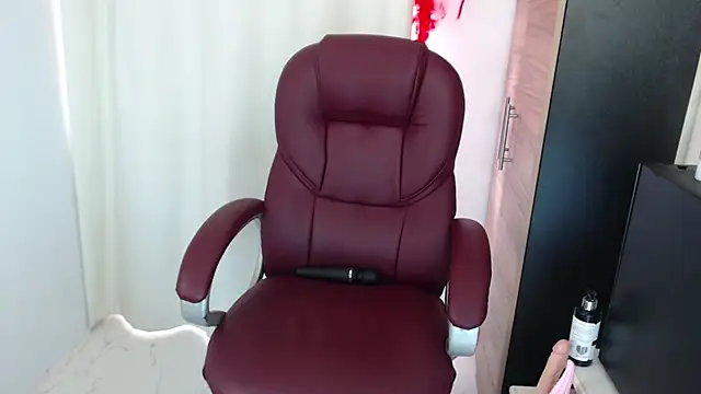 Mature 2025 online show from 07/20/26, 03:03