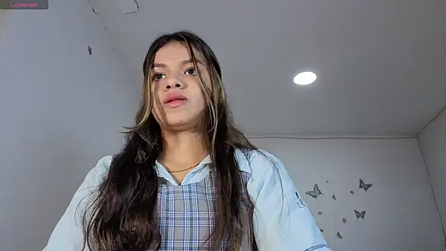 sophia ramirez12 online show from 10/18/25, 01:19