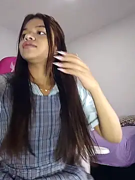 sophia ramirez12 online show from 05/06/26, 08:47