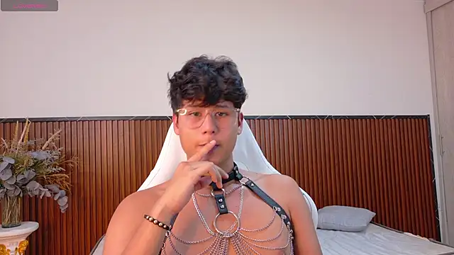 Raiden  Boy online show from 03/05/25, 08:42