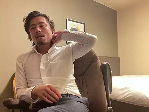 Snapshot of masato1115aa chatting on 02/03/26, 12:10 masato1115aa online show from 02/03/26, 12:10