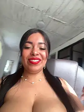 Snapshot of _SARA_69 chatting on 07/08/26, 12:53 SARA 69 online show from 07/08/26, 12:53