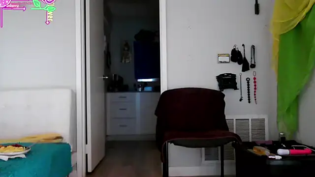 Queenanitadix online show from 06/26/26, 03:49