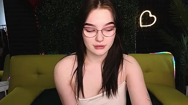 milliedoll online show from 03/10/25, 08:15