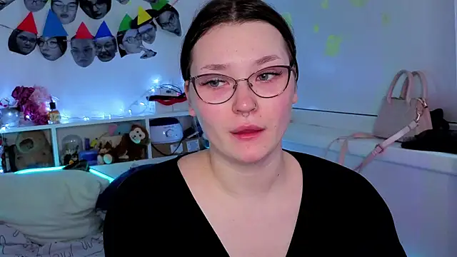 milliedoll online show from 10/29/25, 07:43